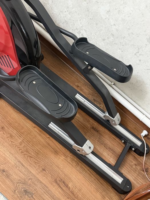 Эллиптический тренажер