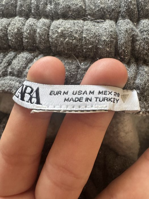 Къси панталонки ZARA