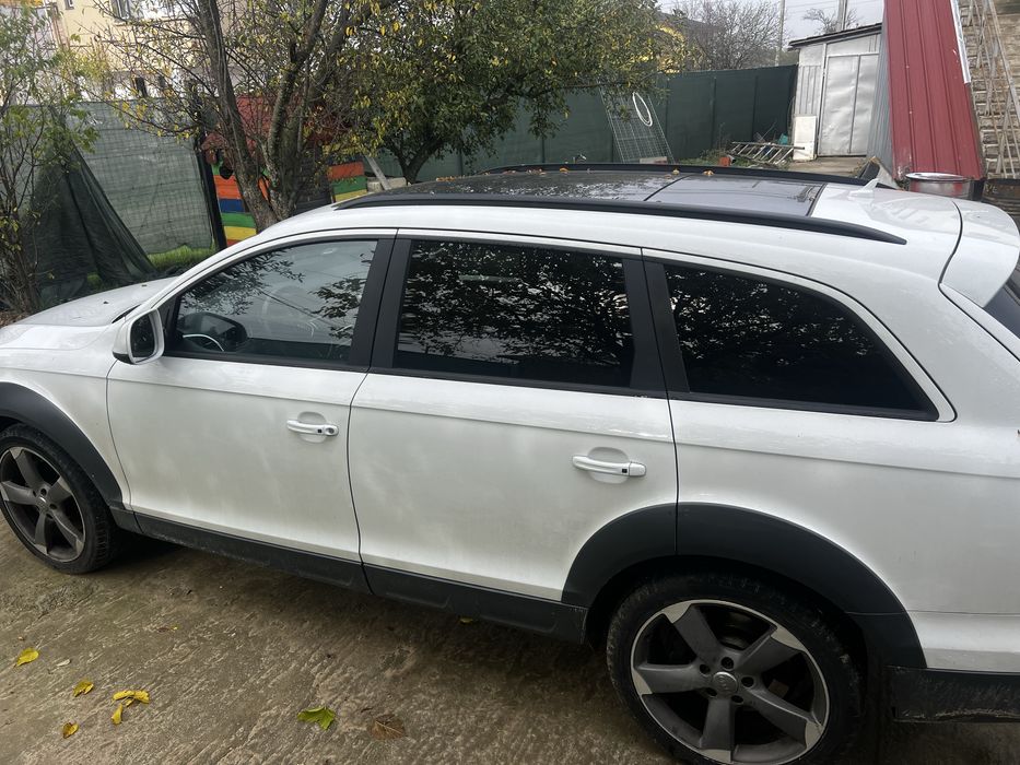 Audi Q7 4.2 TDI V8 340Cp 7 Locuri