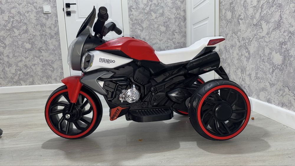 Детский мотоцикл