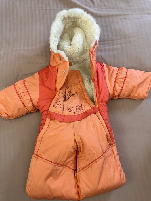 Комбинезон на девочку из натуральной шерсти