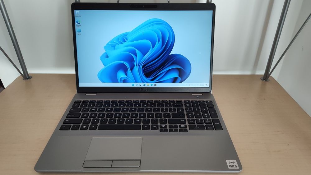 Laptop 15,6" Touchscreen Dell Latitude 5510 Intel i5 10310u 16 GB ddr4