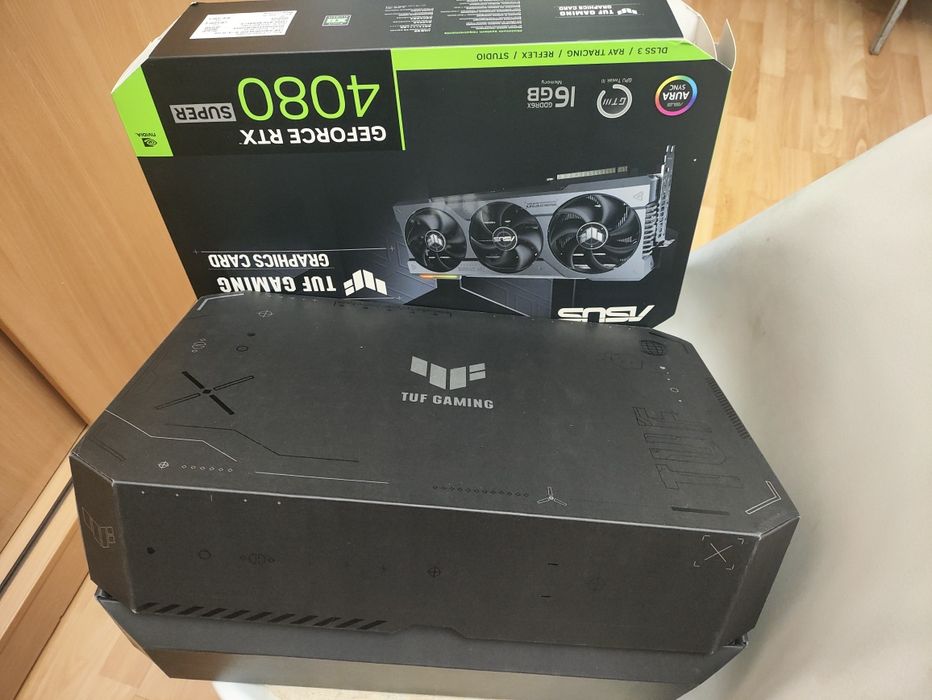 Asus TUF 4080 super 16gb