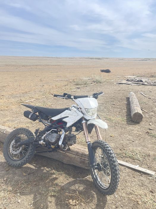 мотоцикл racer 125 кубов