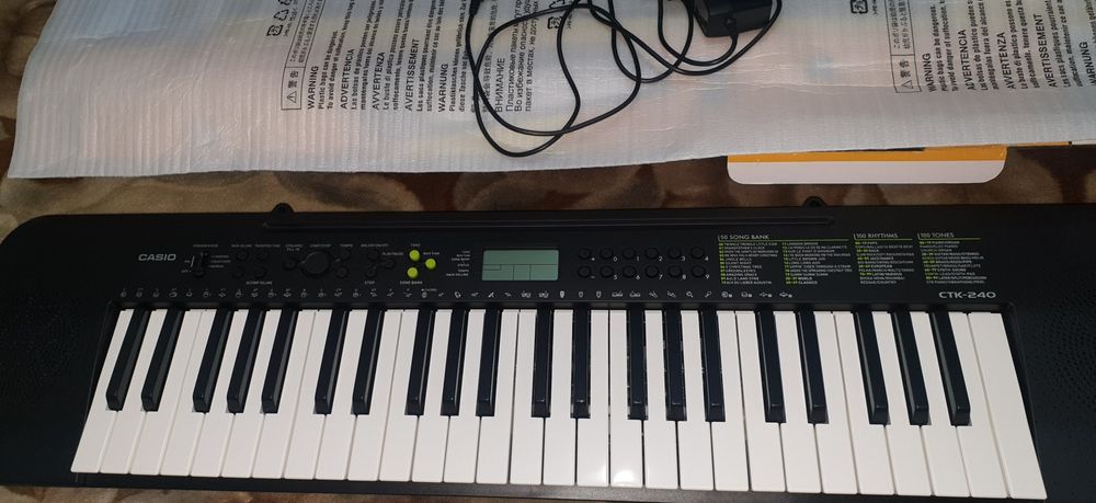 Casio стк 240 синтезатор-  новый