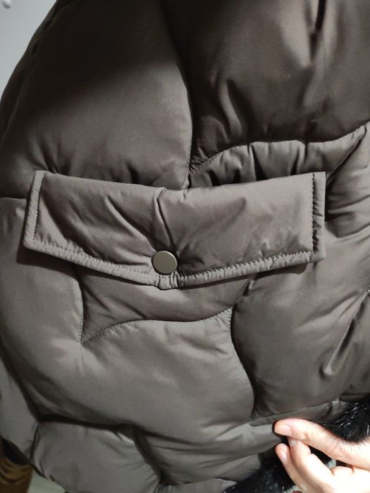 Продам куртку новую