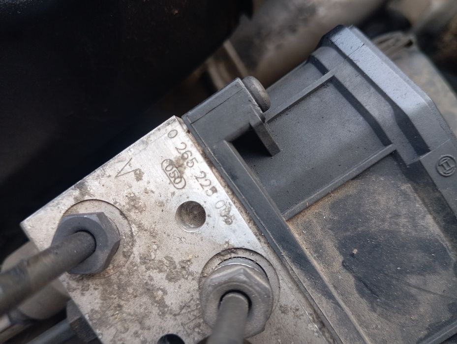 Продавам Е39 525 163 Фейслифт На Части