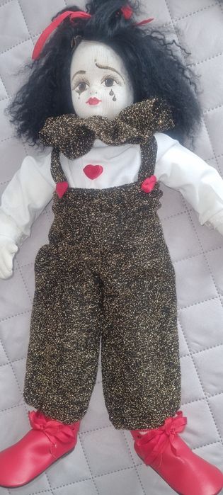 Păpușă de colectie