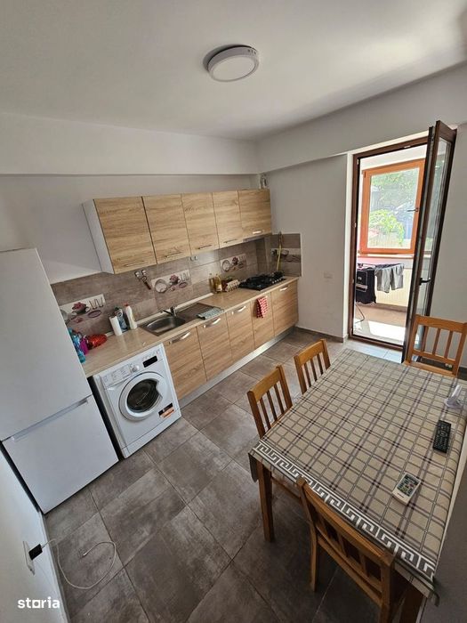 Apartament DE INCHIRIAT  cu 3 camere Str.Plugarilor (in BLOC NOU