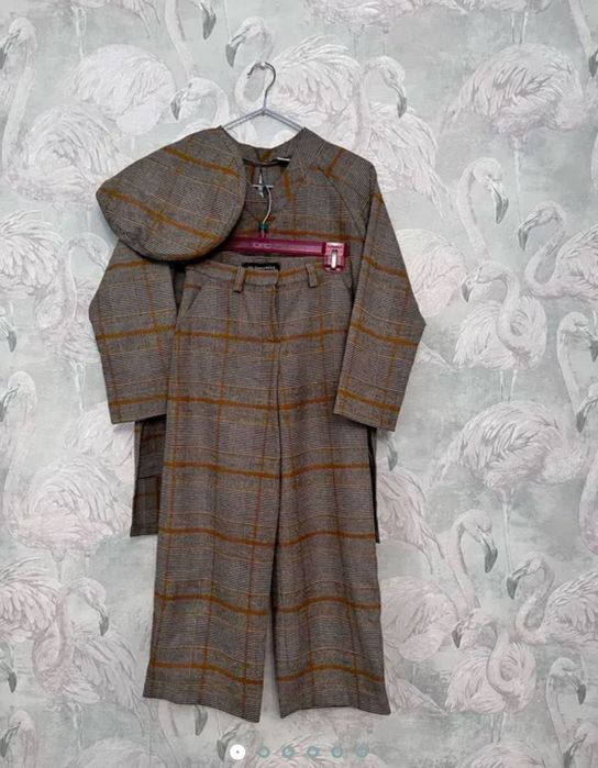 Костюм от Аиды Кауменовой