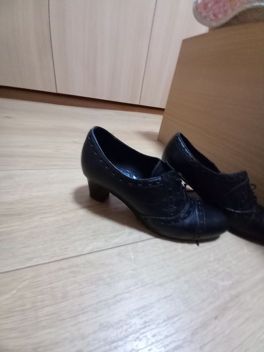 Дамски обувки черни