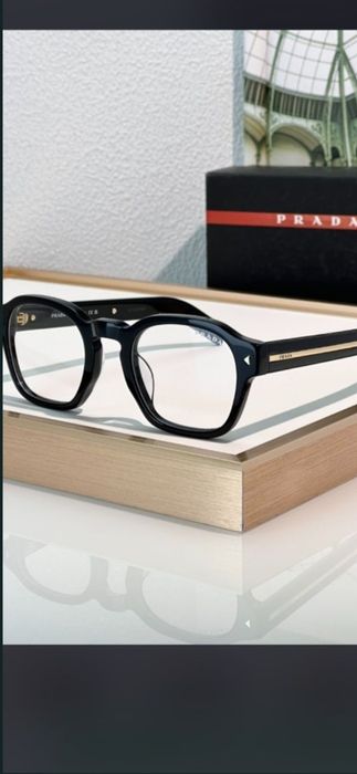 Ramă ochelari Prada, model 2026, gratuit prin poșta romănă