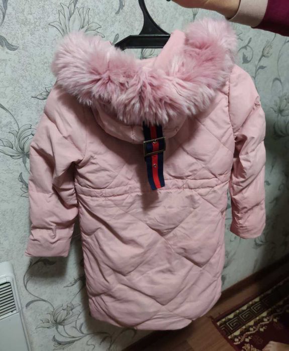 Продаются куртки женские