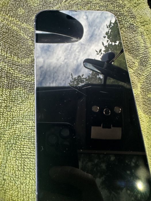 IPhone 14 Pro Max за части ICloud