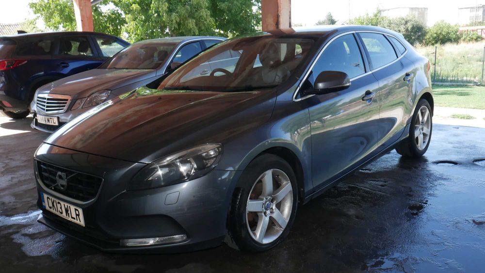 Volvo V40 (D2) 2012-2016 НА ЧАСТИ