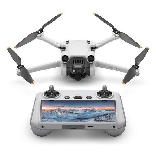 Нов! Дрон DJI Mini 3 pro + DJI RC + Fly more combo + care refresh