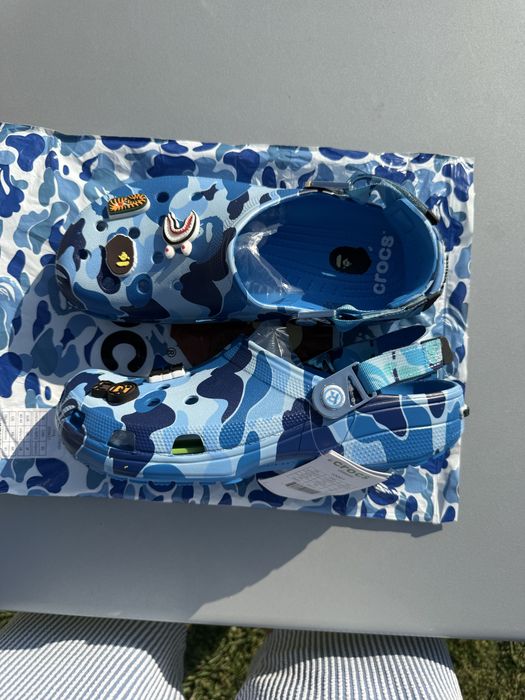 Bape crocs blue