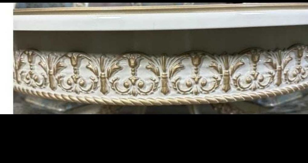 Продам стол 100тысячи