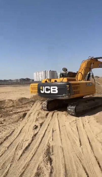 Экскаватор погрузчик