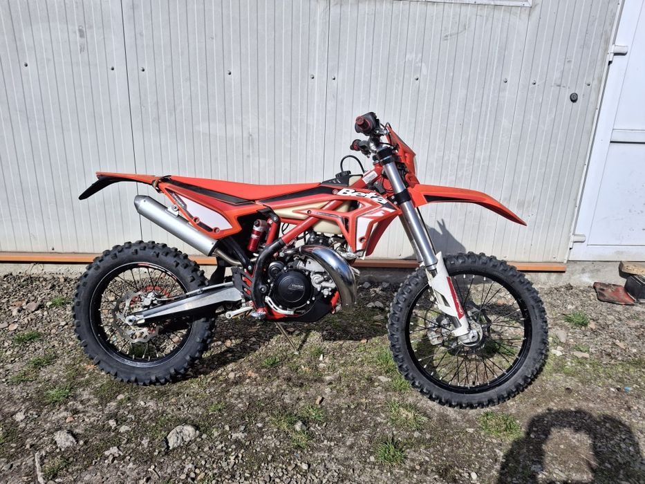 Vand cross 300 cc