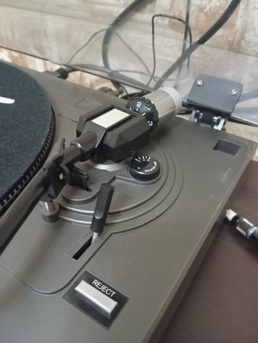 Продам проигрыватель винил дисков GEMINI model XL 100.