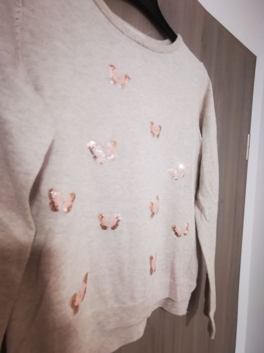 Lot bluze pentru fete 8-9 ani.