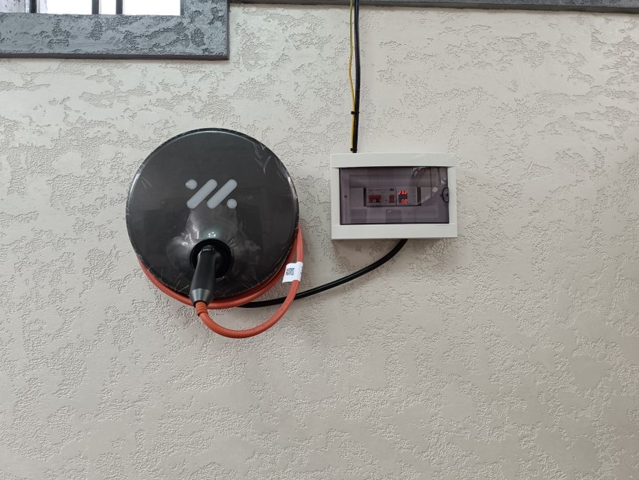 Установка зарядное устройство для Электромобилей