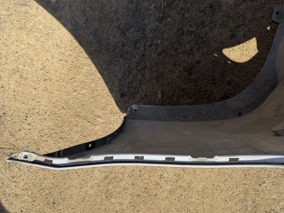 Продам бампер Тойота эстима 2008год оригинал