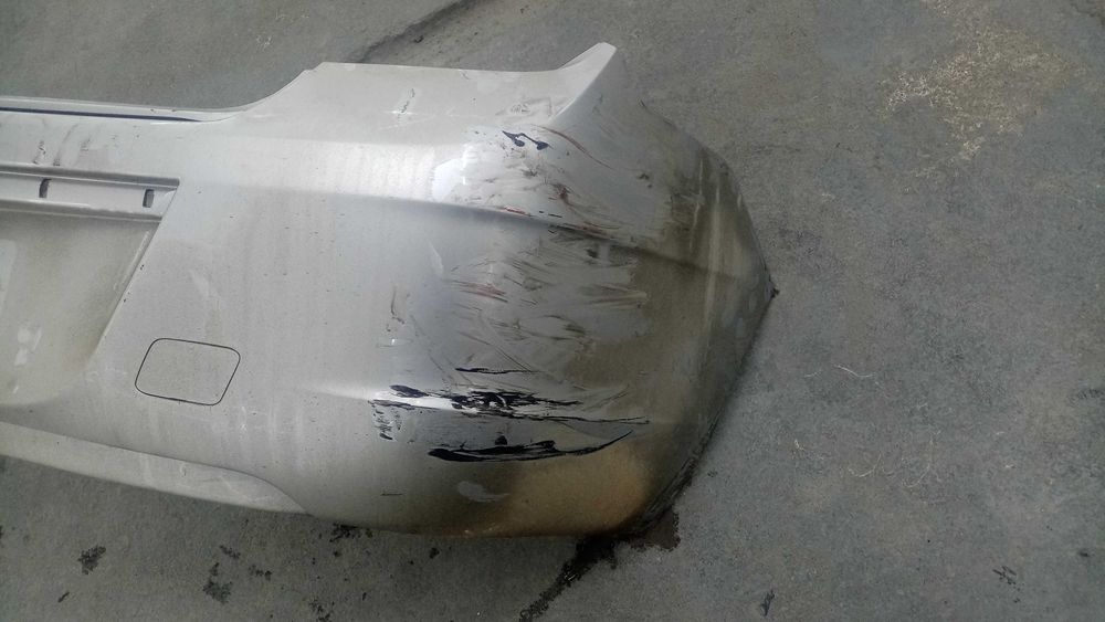 продам бампер от шевроле кобальт