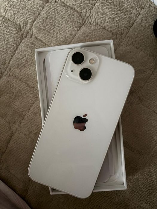 Продам  айфон 13