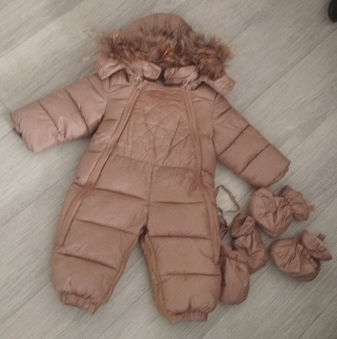 Продам детский зимний канбез MONCLER