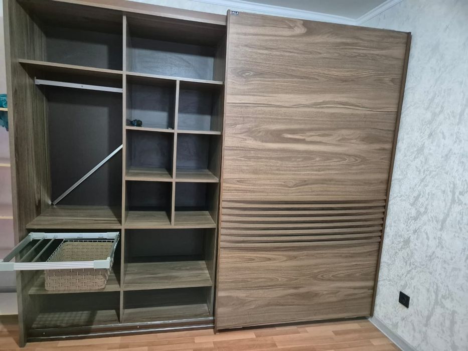 Шкаф купе в отличном состоянии