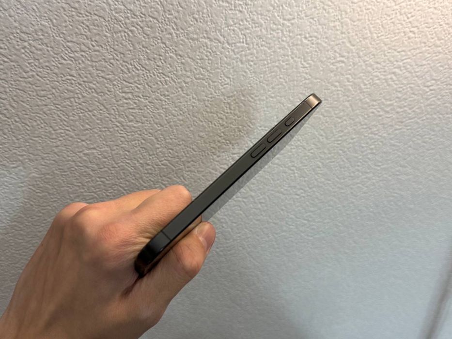 iphone 16 pro в заводском состояний