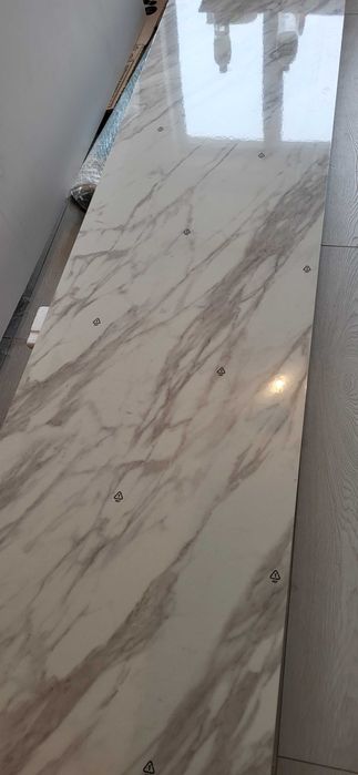 Продавам плот за  кухня