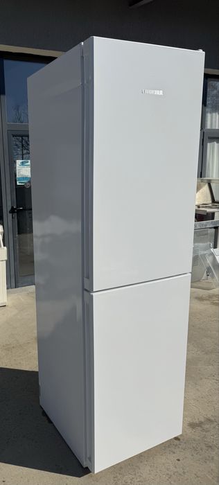 Хладилник с фризер Либхер Като НОВ 2м No Frost