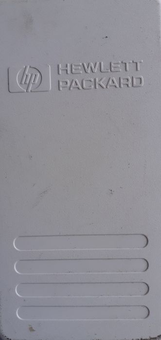 Адаптор захранване за лаптоп