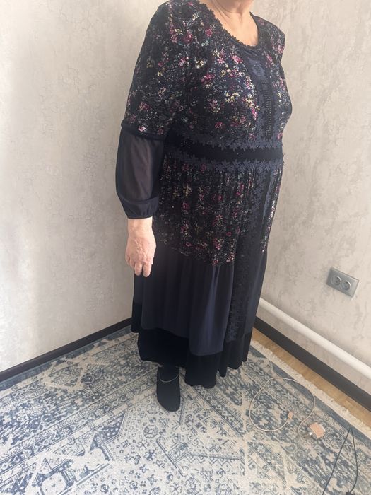 Продаю буу одежду женскую