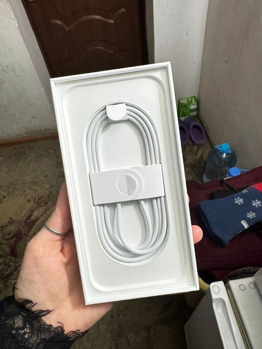 17 про макс оран