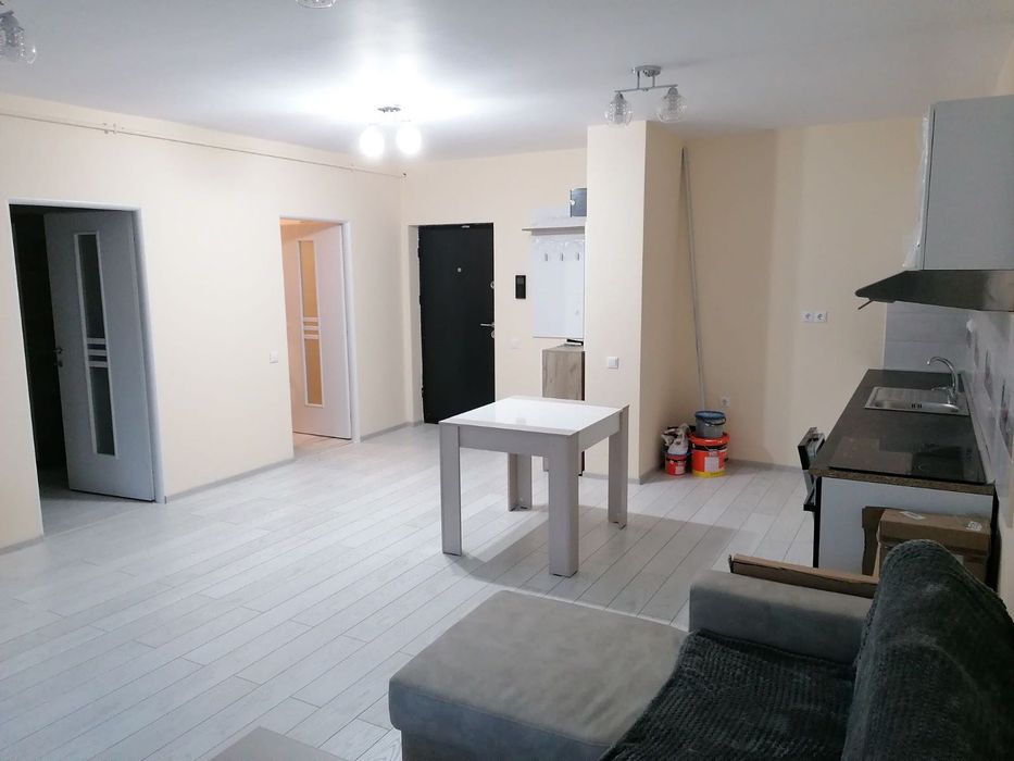 Apartament de inchiriat Untold 2026