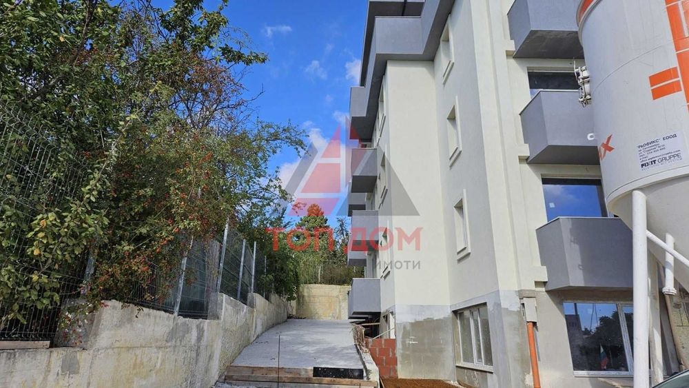 Продава се Тристаен апартамент в Варна, м-т Кочмар - 53 кв.м за 1510 €/кв.м - Снимка #1