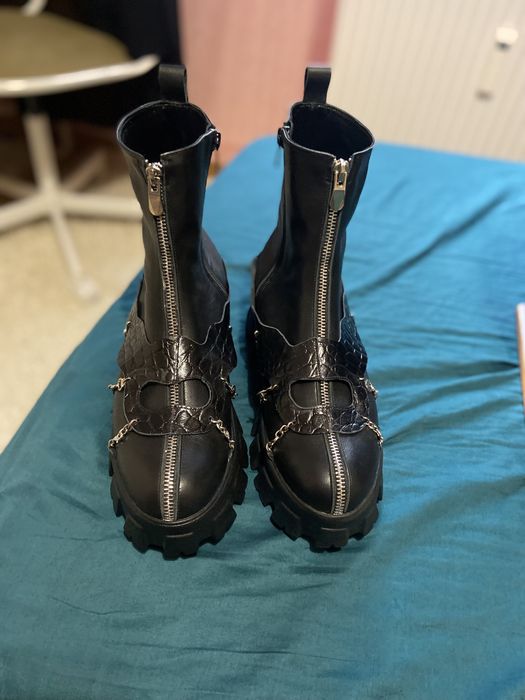 Ghete piele, interior exterior, noi! Marimea 40.