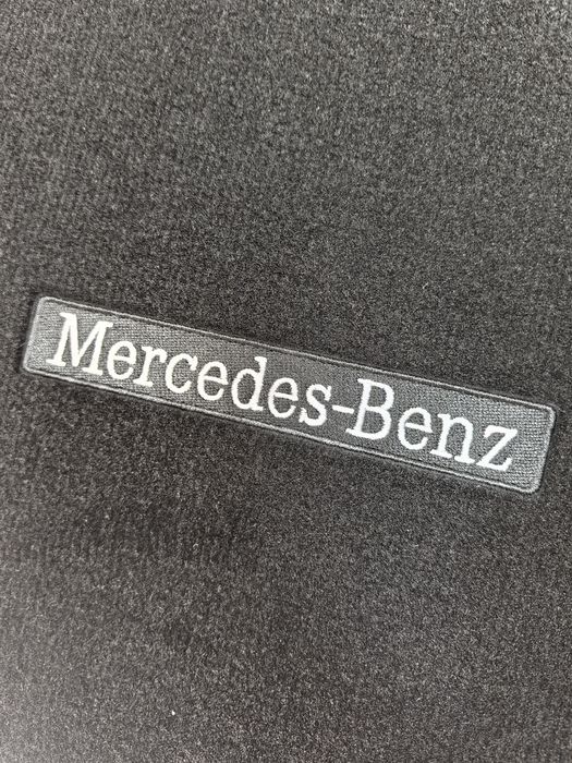 Оригинални стелки за Mercedes A Class W176 Десен волан