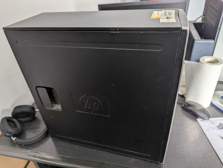 Sistem PC complet HP Intel I3 3.2 GHZ, 8GB Ram + Monitor 18.5 LG