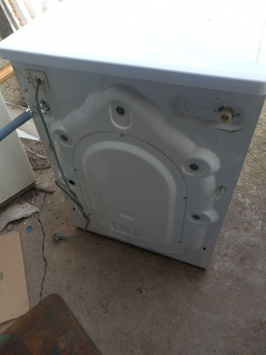 Пералня беко 6кг.работи