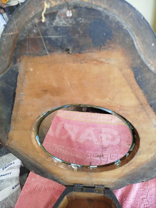 Антикварен Френски часовник с инкрустация от седеф