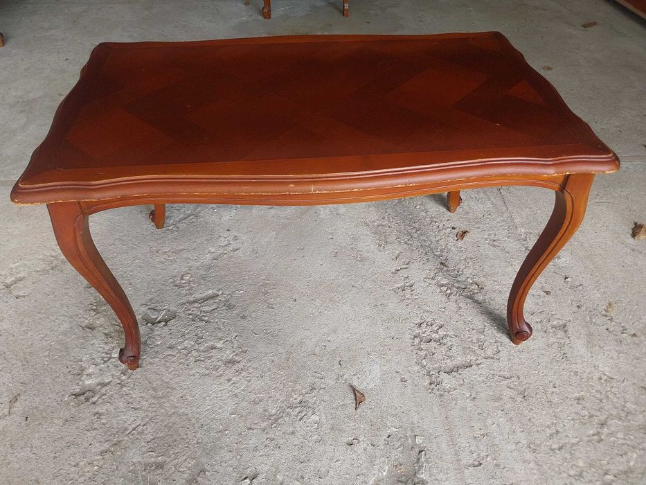 Шкаф и холна масичка