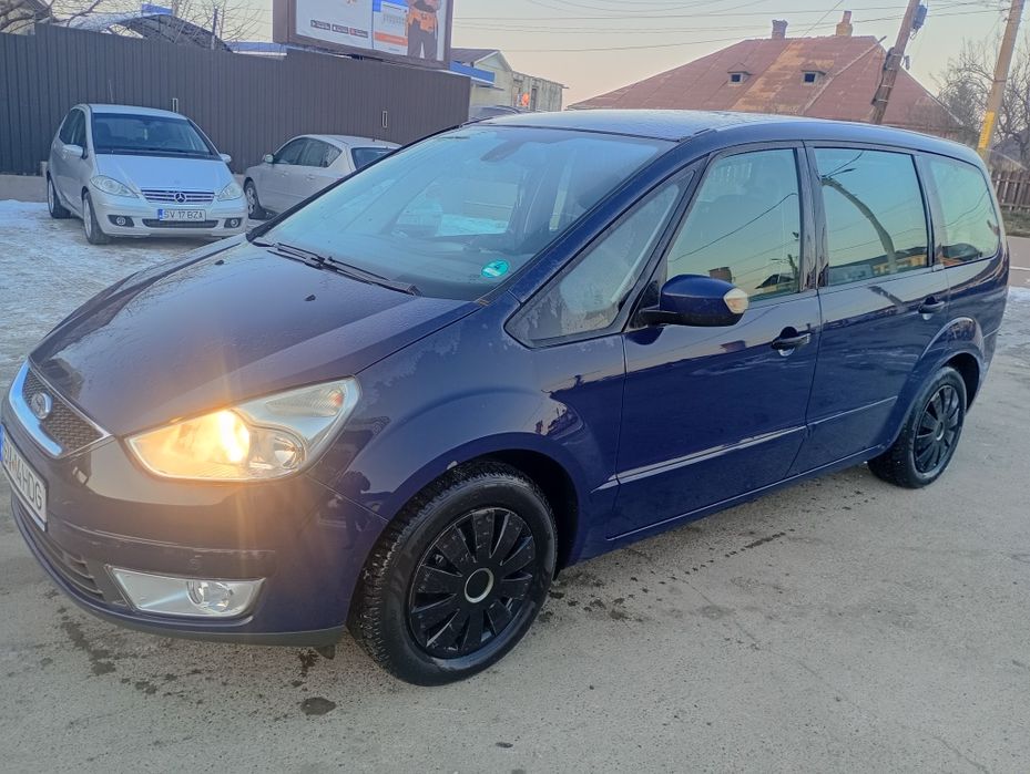 Vând Ford Galaxy