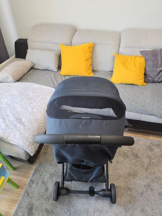 Детска количка Maxi-Cosi Lara2 Essential Graphite