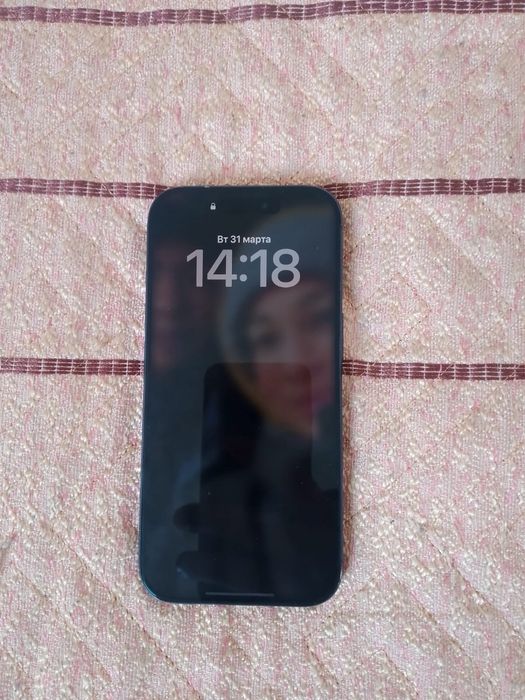 Продам айфон 17 про