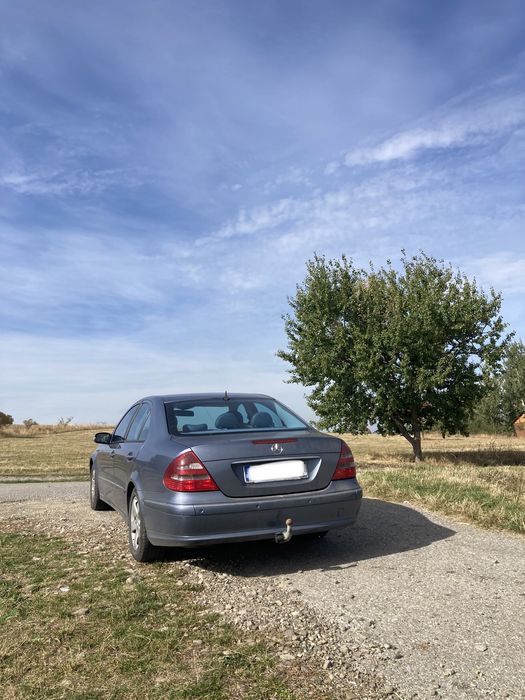 MERCEDES-BENZ E-Class 2004 — imagine 3